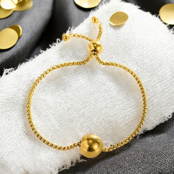 ποΈElegant 18K Gold Plated Beaded Adjustable Bracelet | Minimalist Dainty Chic - Picture 6 of 17